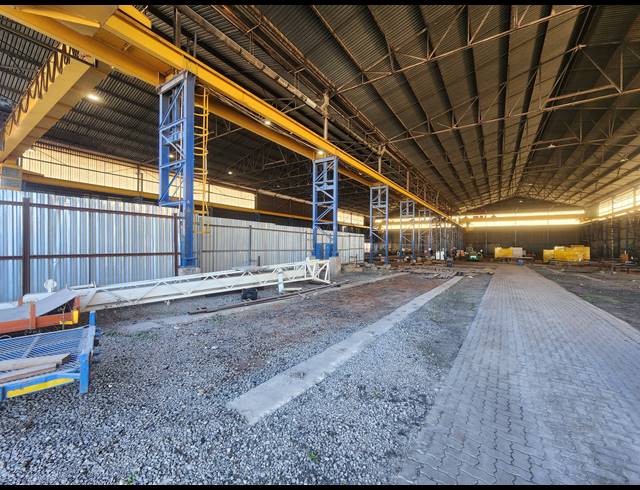 18,286M² WAREHOUSE FOR SALE IN ROODEKOP